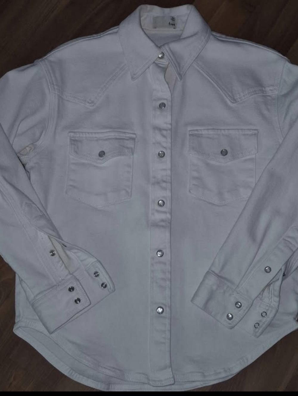 Aritzia Wilfred Free White Womens Button-Down Denim Shirt/jacket. Fits Small